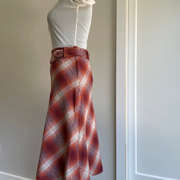 H&M Plaid Retro Skirt - Picture 8 of 9